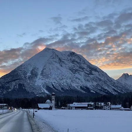 Alpengluehen Appartement *
